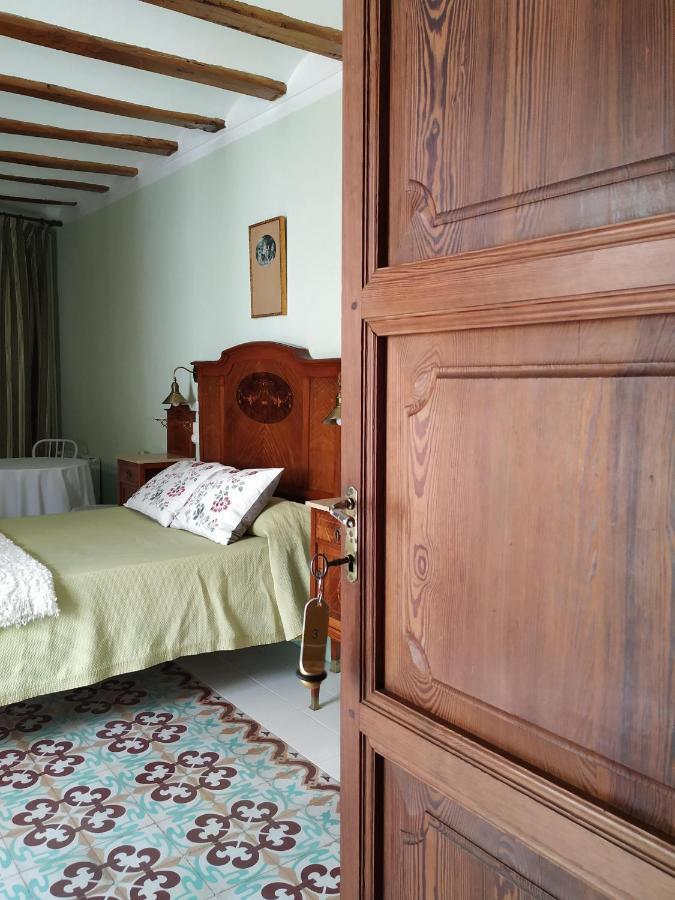 Ca Les Senyoretes Otos Esterno foto